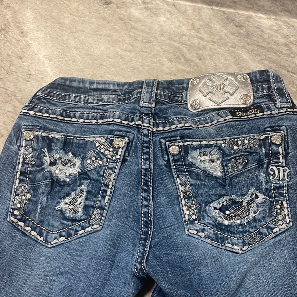 Buckle Miss Me Women’s Denim Mid Rise Easy Boot Cut Jean 25 Waist